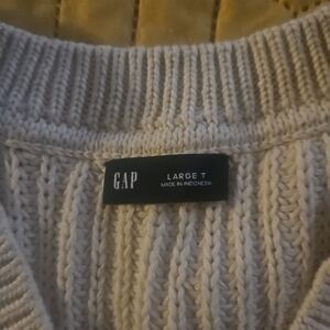 GAP Cream Knit Sweater - Chunky Ribbed Style